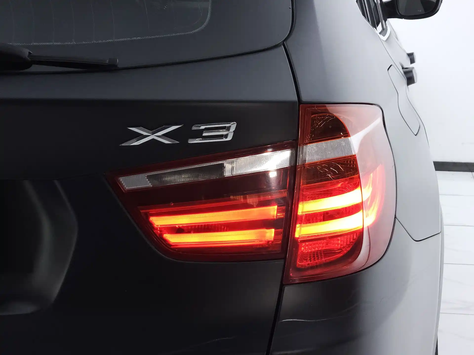 Photo 21 - BMW X3 (Import)