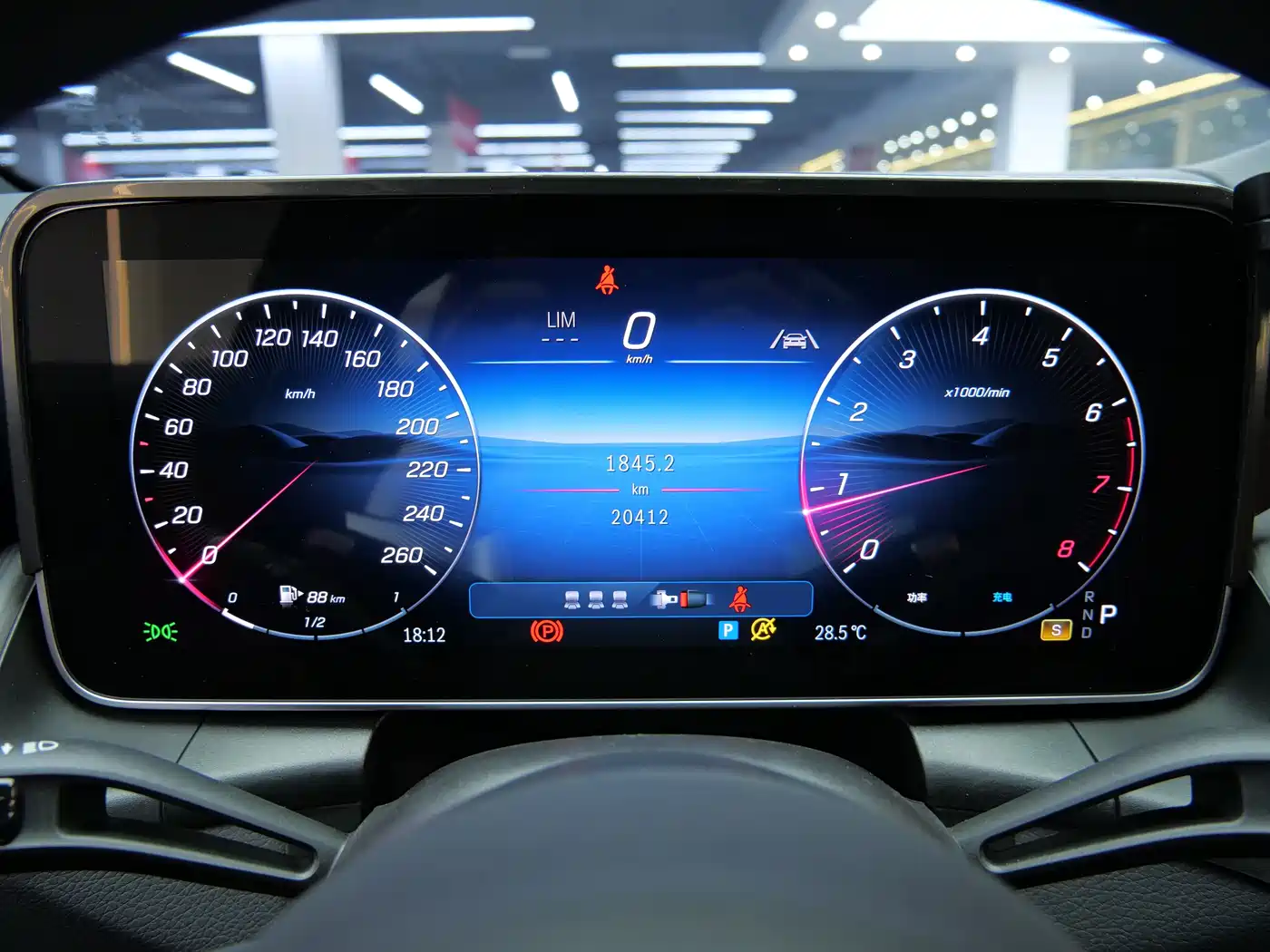 Mercedes-Benz GLC 2025 Model Year GLC 260 L 4MATIC Dynamic фото 13