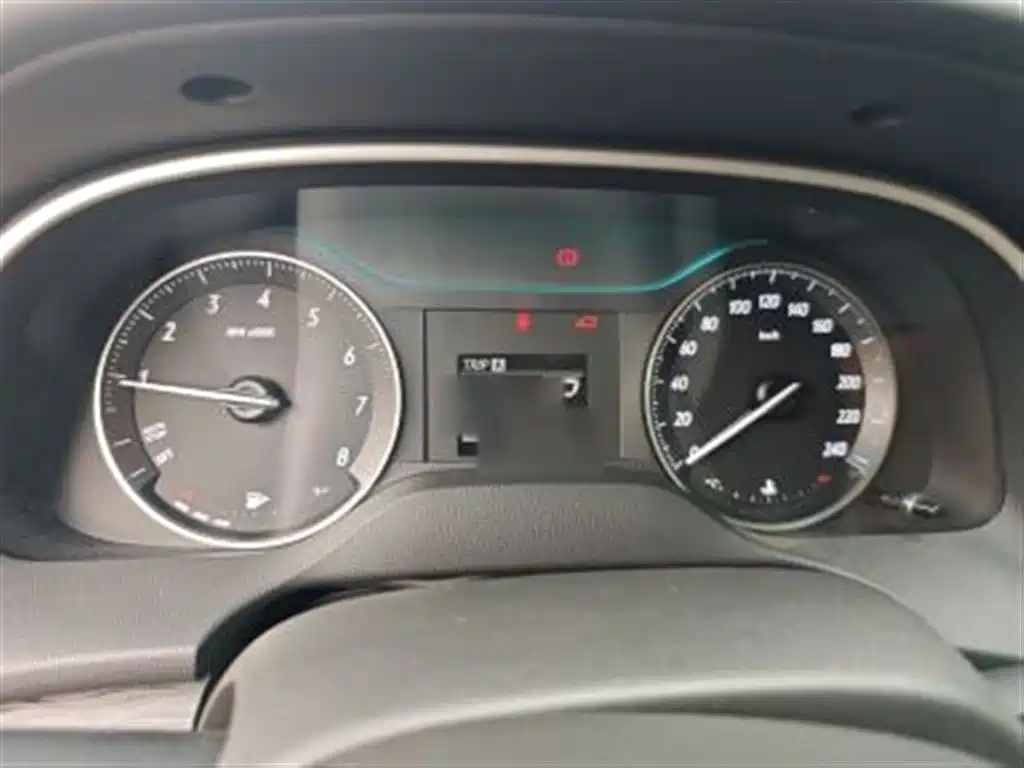 Buick Excelle 2018 15T DCT Progressive (China V) фото 19