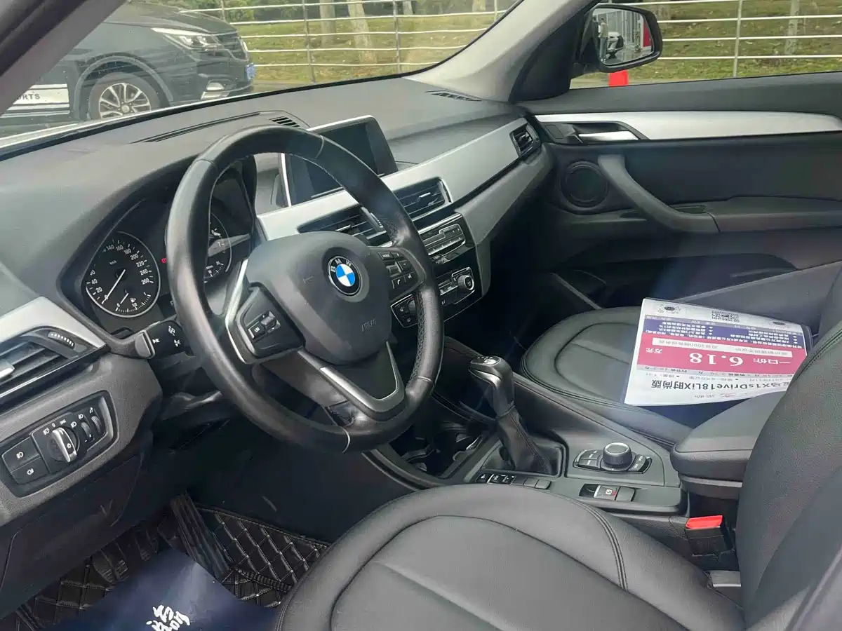 BMW X1 2018 sDrive18Li Fashion Model фото 8