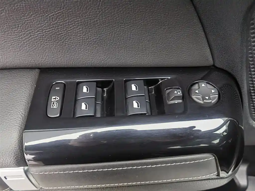 Citroën C6 2021 400THP Comfort Version фото 9