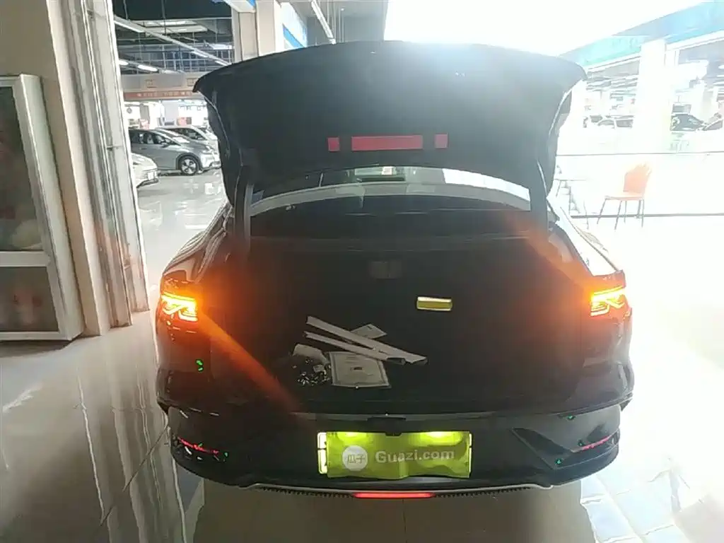 BYD Han 2025 DM-i Smart Drive Edition 125KM Elite фото 15