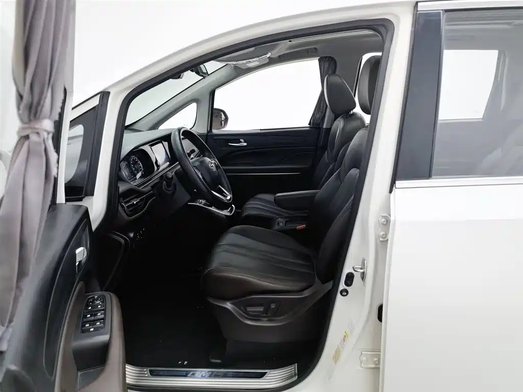 GAC Trumpchi Trumpchi M6 2019 270T DCT Premium Edition (7-seater) (China VI) фото 10