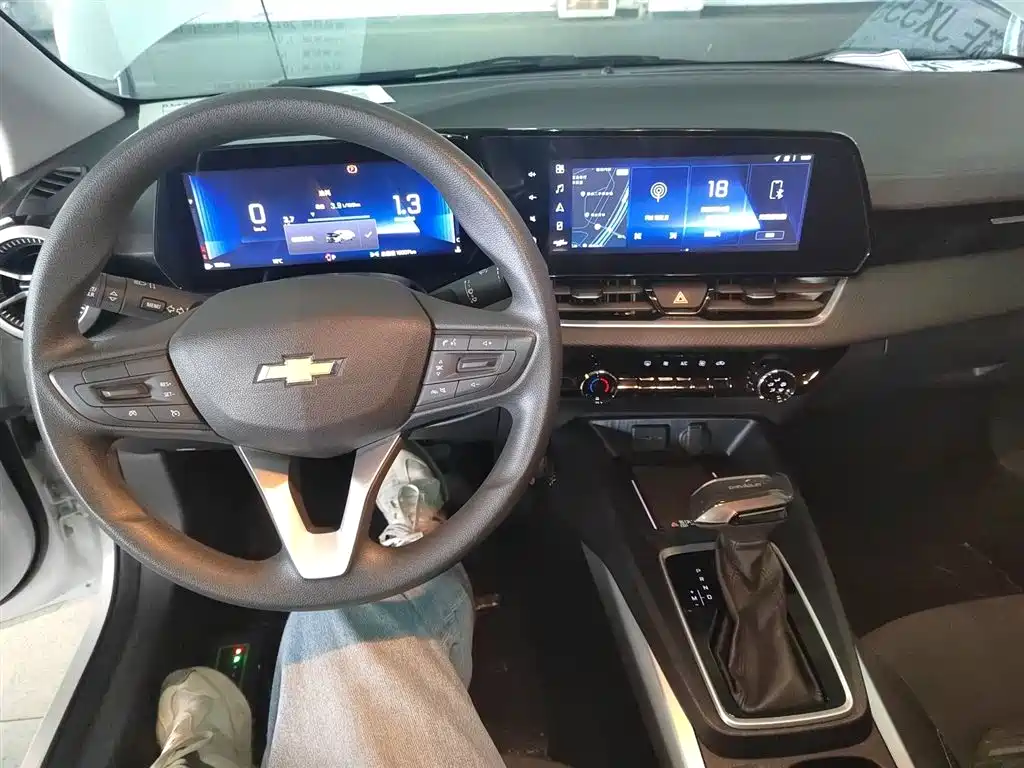 Chevrolet Monza 2023 1.5L DCT Enjoyment Edition фото 10