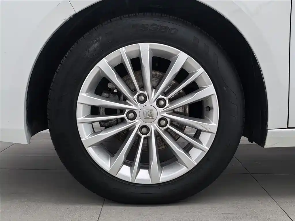 Baojun Valli 2021 1.5T Yili Ranch CVT Luxury фото 17