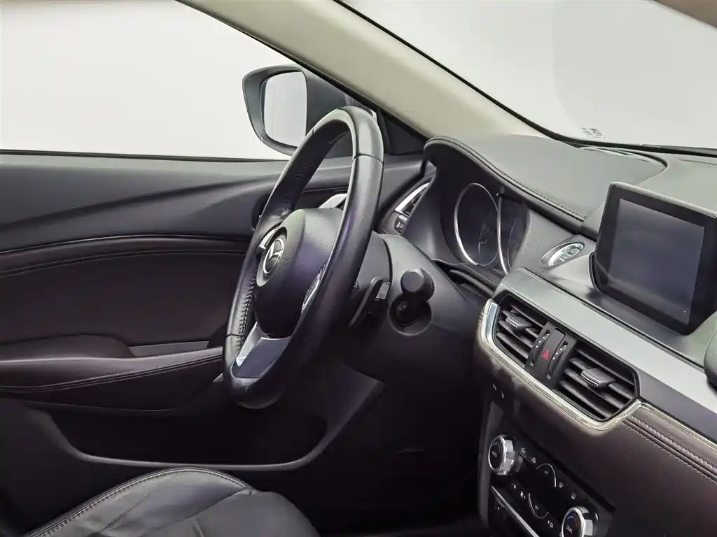 Mazda Atenza 2017 2.5L Skyactiv-G Premium фото 22