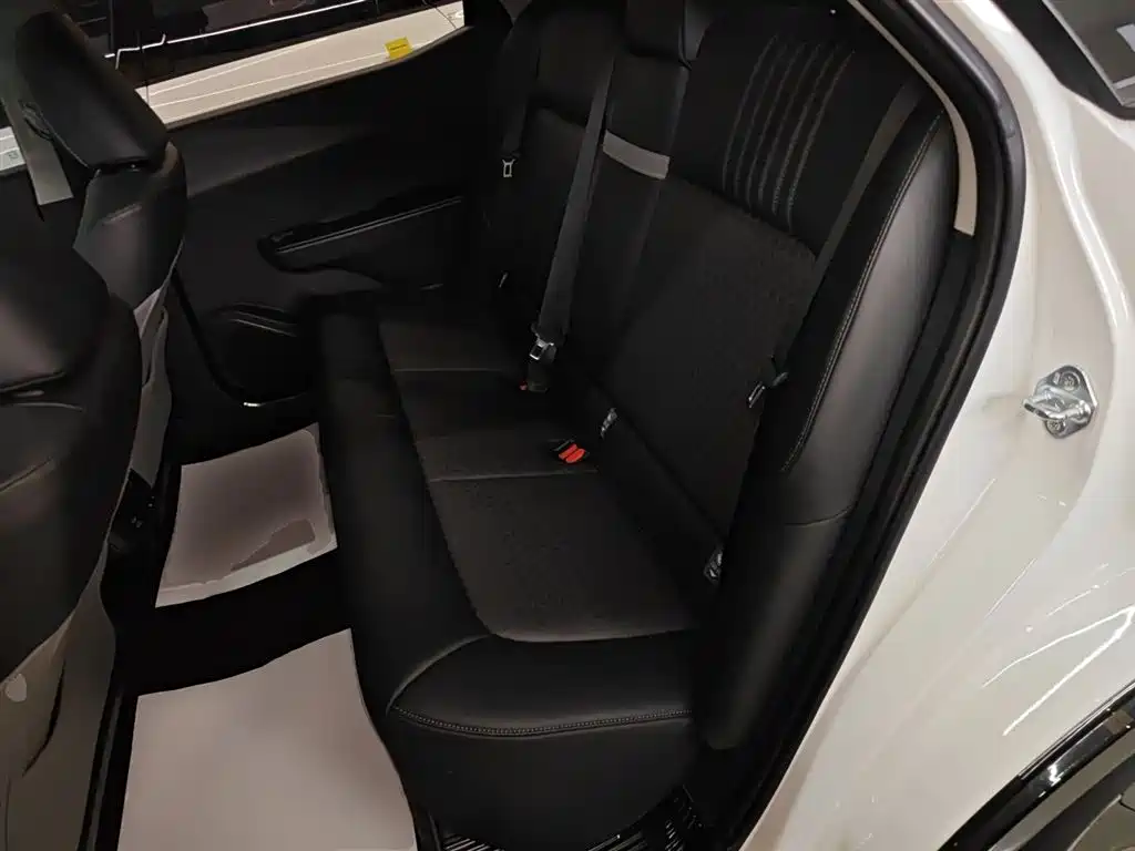 Toyota bZ3 2023 517km Elite PRO фото 17