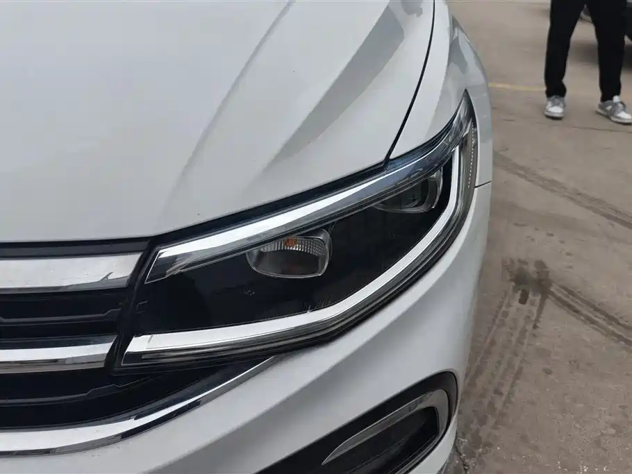 Volkswagen Bora 2023 200TSI DSG Yuexing Edition фото 5