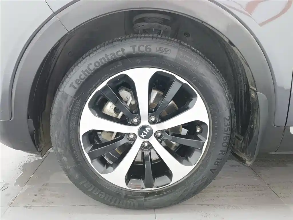 Kia Sorento 2015 Sorento L 2.4L Gasoline 4WD Elite 7-seater China IV фото 17