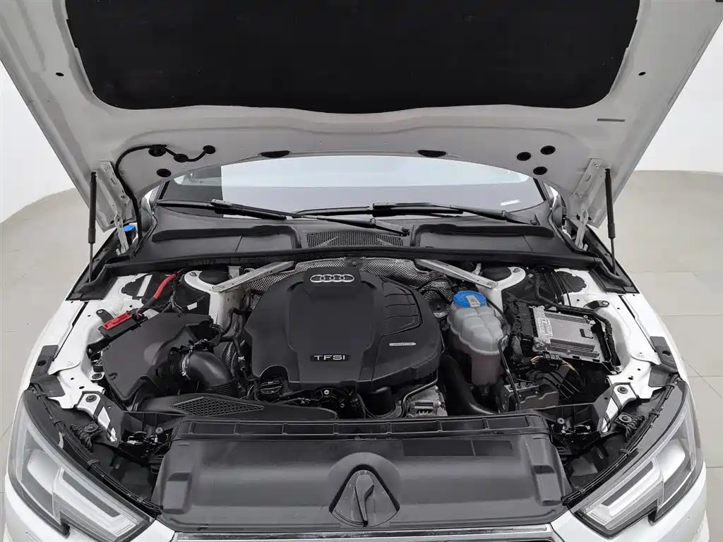 Audi A4L 2019 40 TFSI Fashion (China V) фото 6