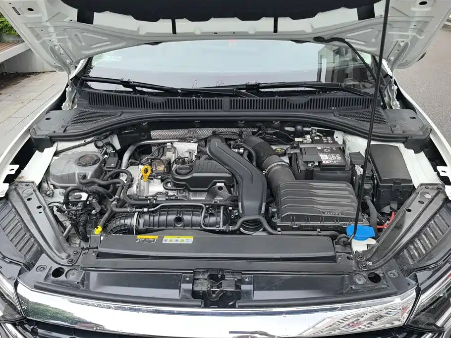 Volkswagen Sagitar 2025 Model Second Facelift 300TSI DSG Transcend Edition фото 10