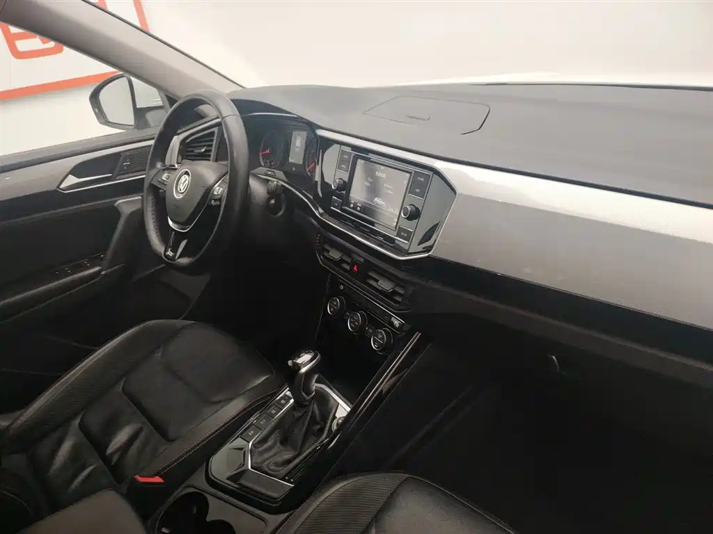 Volkswagen Tayron 2019 330TSI 2WD Luxury China VI фото 22