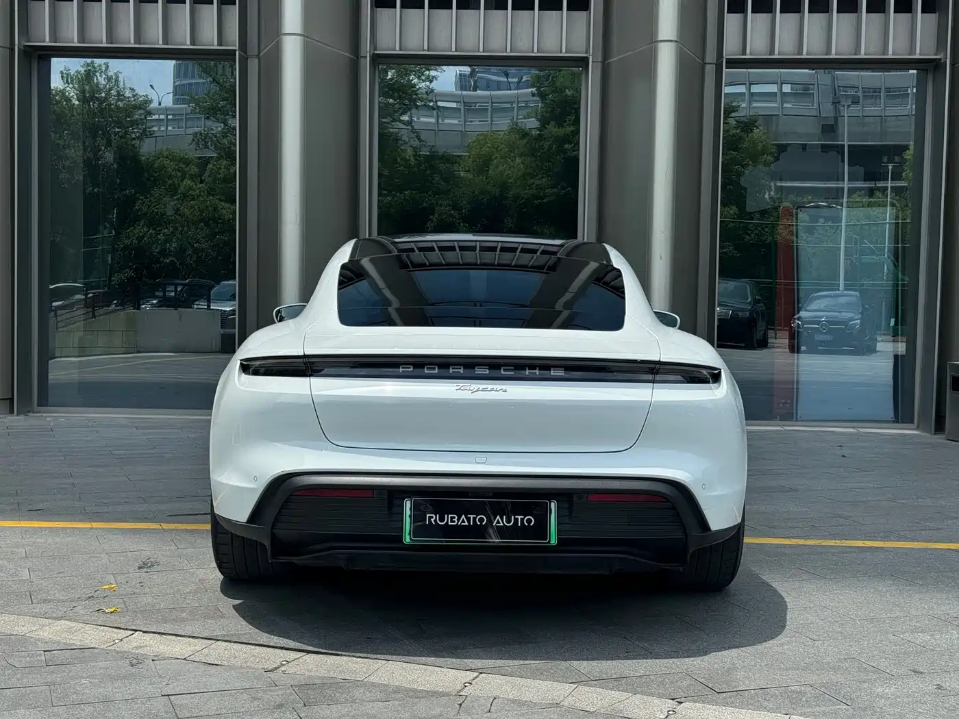 Porsche Taycan 2020 Taycan фото 10