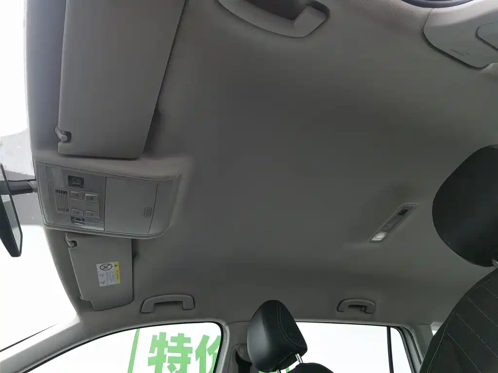 Volkswagen Tiguan L 2022 330TSI Automatic 2WD Comfort Edition фото 14