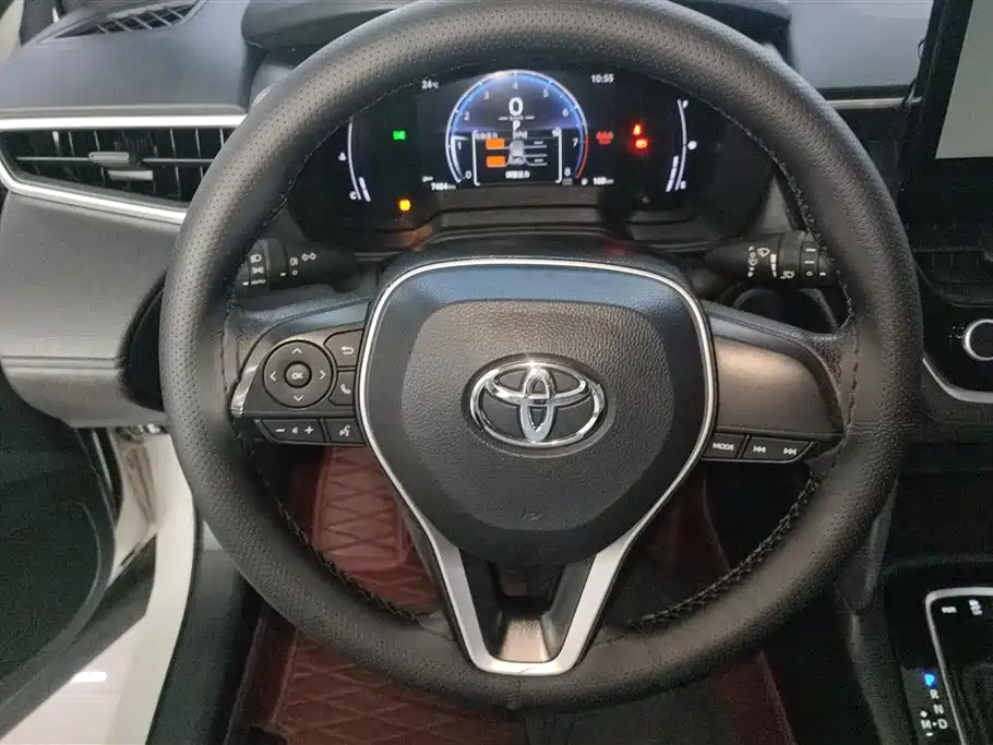 Toyota Frontlander 2023 2.0L CVT Elite Edition фото 15