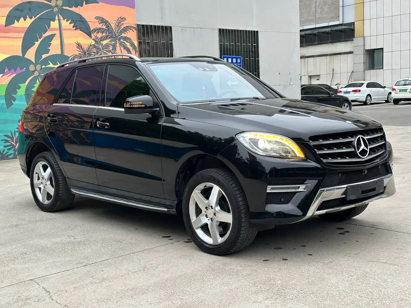 Mercedes-Benz M-Class 2012 Model ML 350 Luxury фото 3