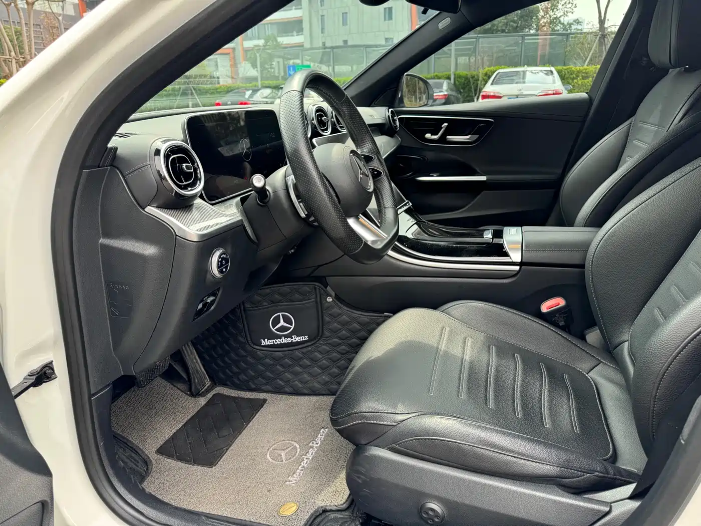 Mercedes-Benz C-Class 2023 C 260 L Night Edition Sport фото 5