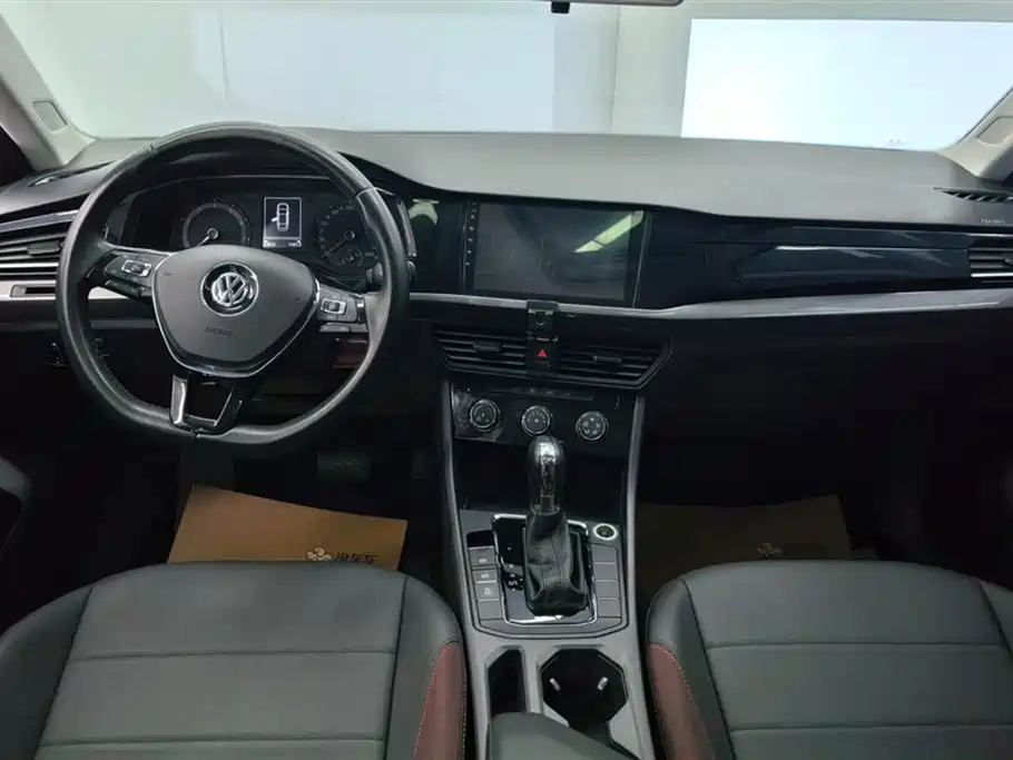 Volkswagen Bora 2020 1.5L Automatic Comfort фото 12
