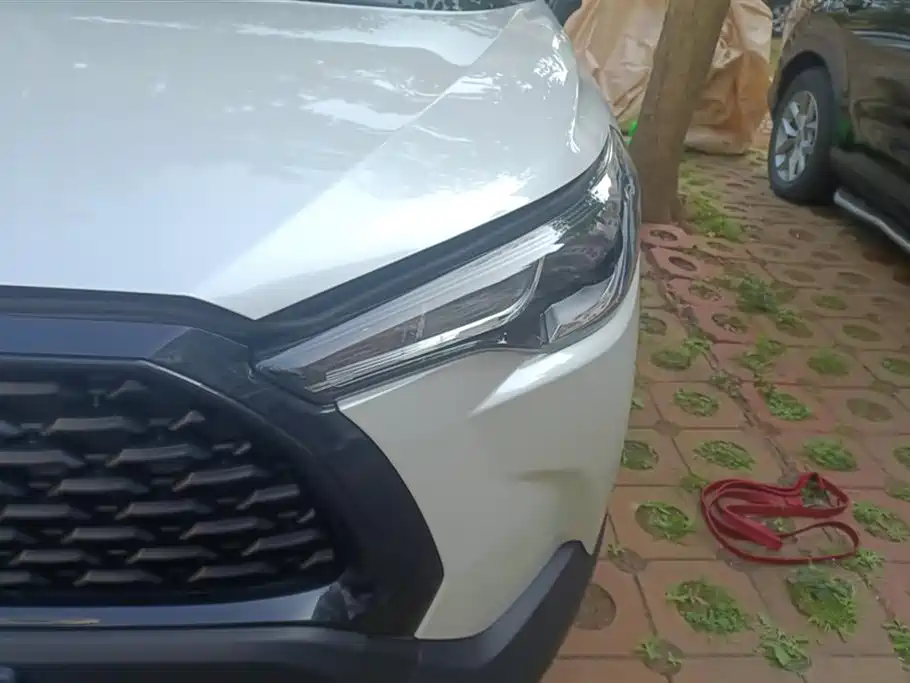 Toyota Corolla Cross 2024 Model 2.0L Pioneer Edition фото 5