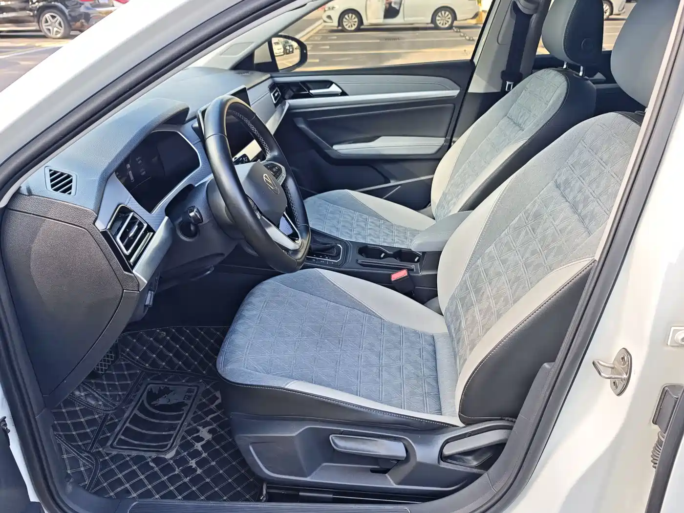 Volkswagen Lavida 2023 280TSI DSG Comfort Edition фото 13