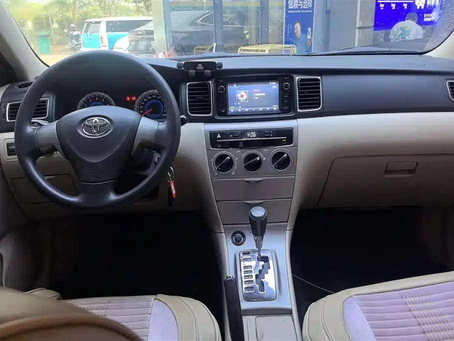 Toyota Corolla 2013 1.6L Automatic Excellence Edition фото 12