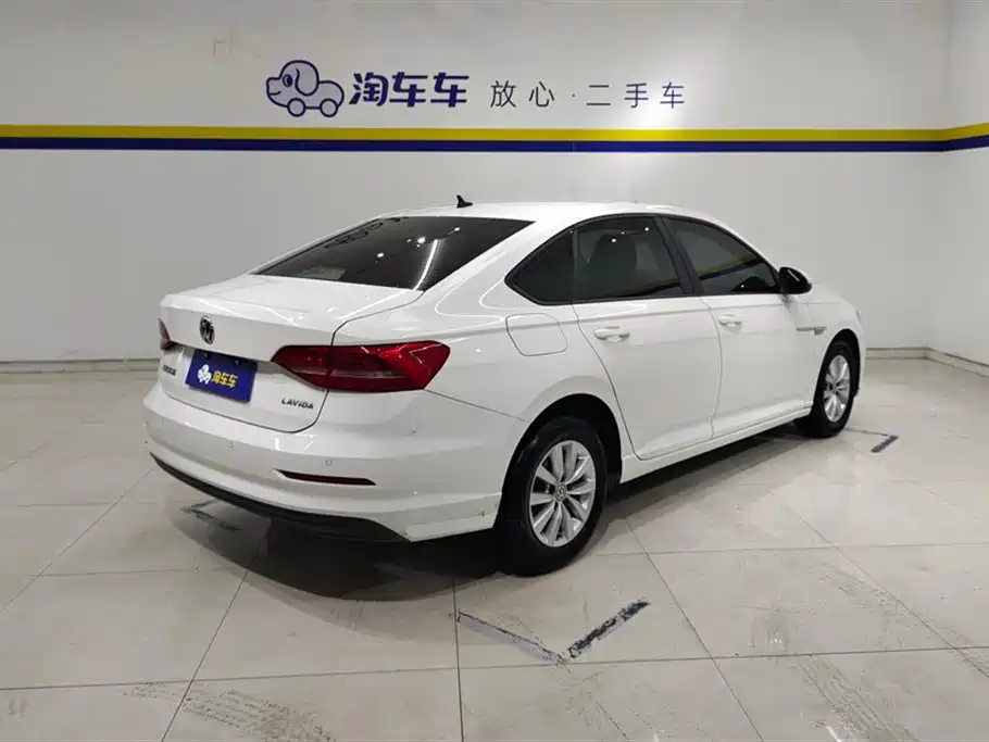Volkswagen Lavida 2019 1.5L Automatic Trend Edition China VI фото 3