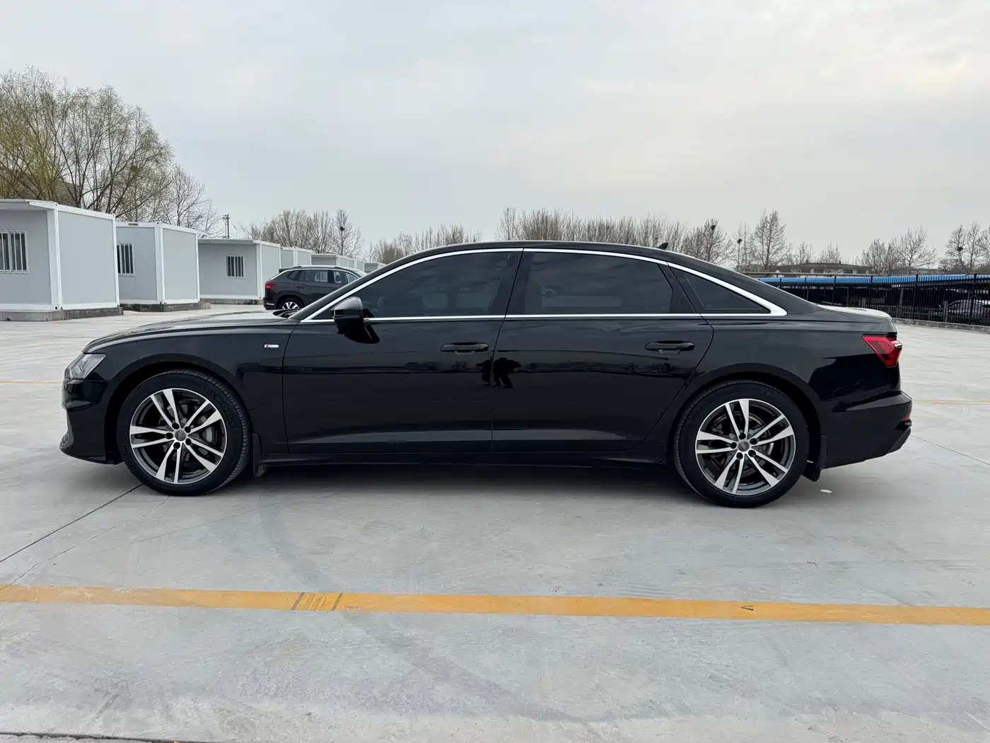 Audi A6L 2019 40 TFSI Luxury Dynamic фото 4
