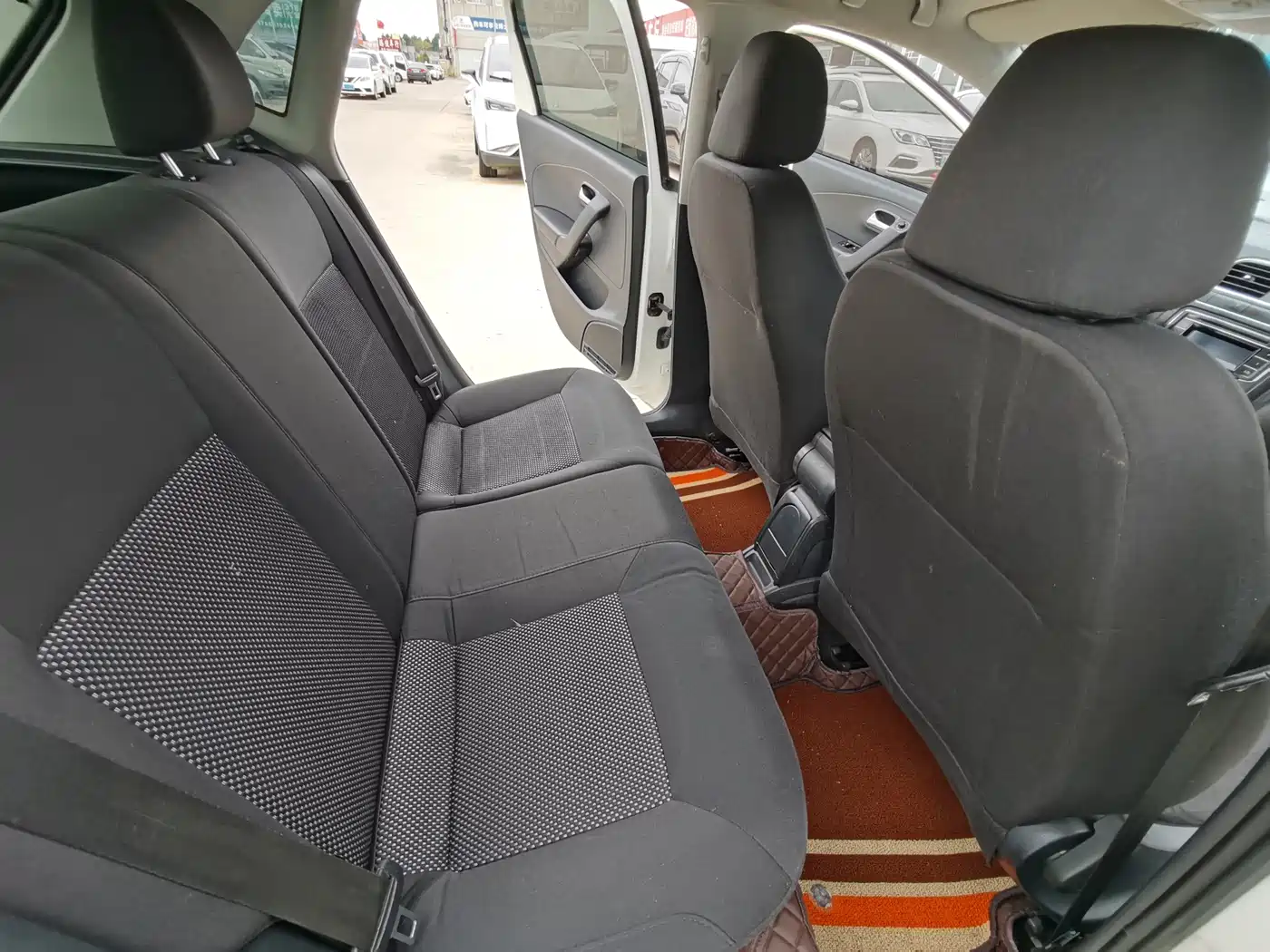 Volkswagen Polo 2014 2013 1.4L Automatic Comfort Edition