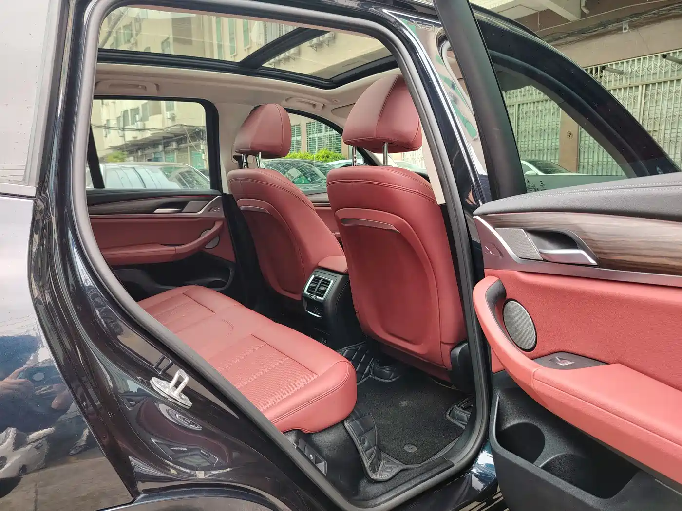BMW X3 2022 xDrive30i Leading M Night Package фото 10