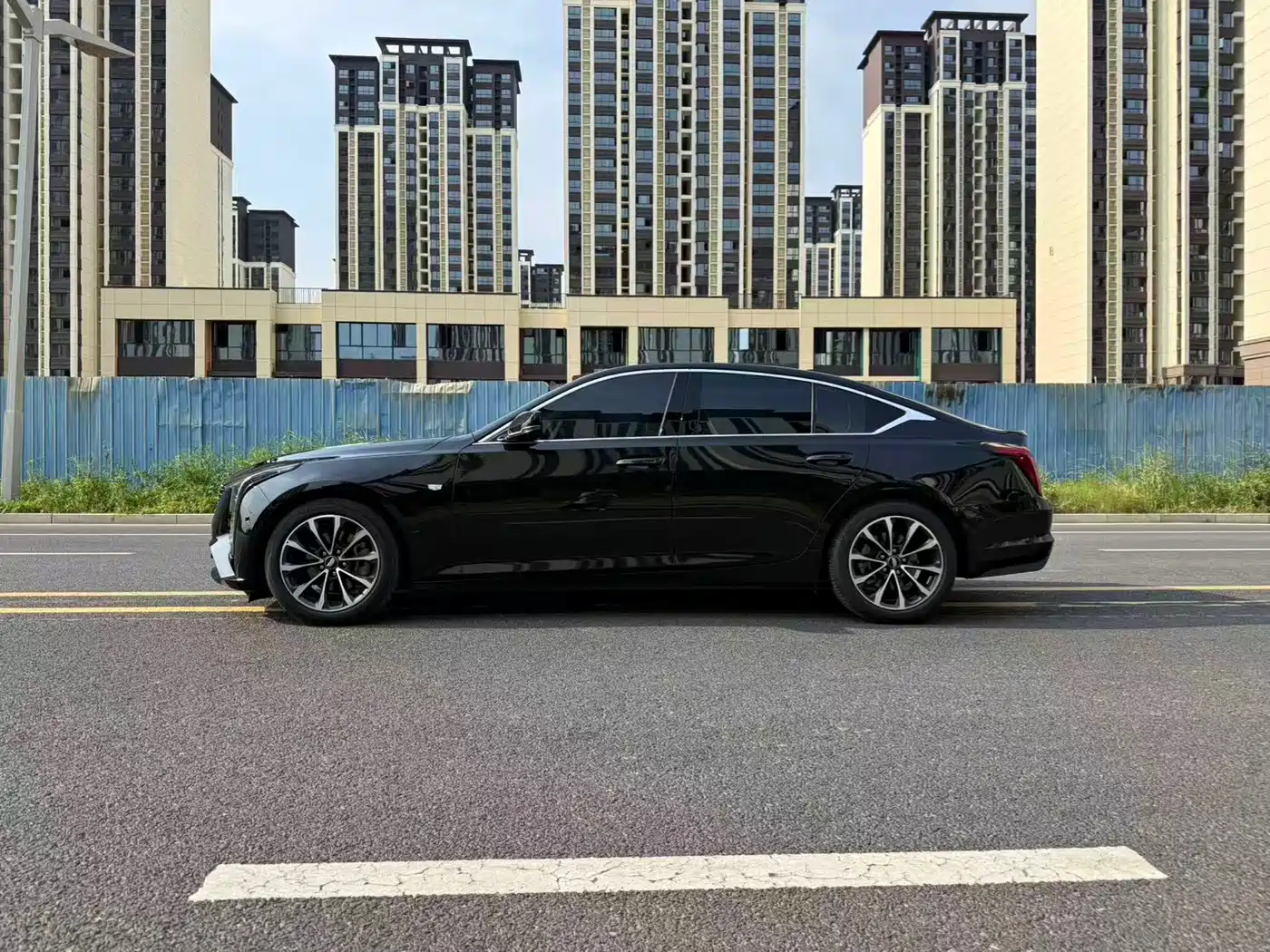 Cadillac CT5 2026 2025 Model 28T Urban Sport Edition