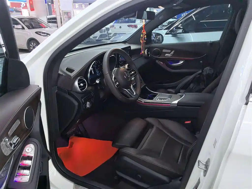 Mercedes-Benz GLC 2022 Facelift II GLC 260 L 4MATIC Luxury фото 15