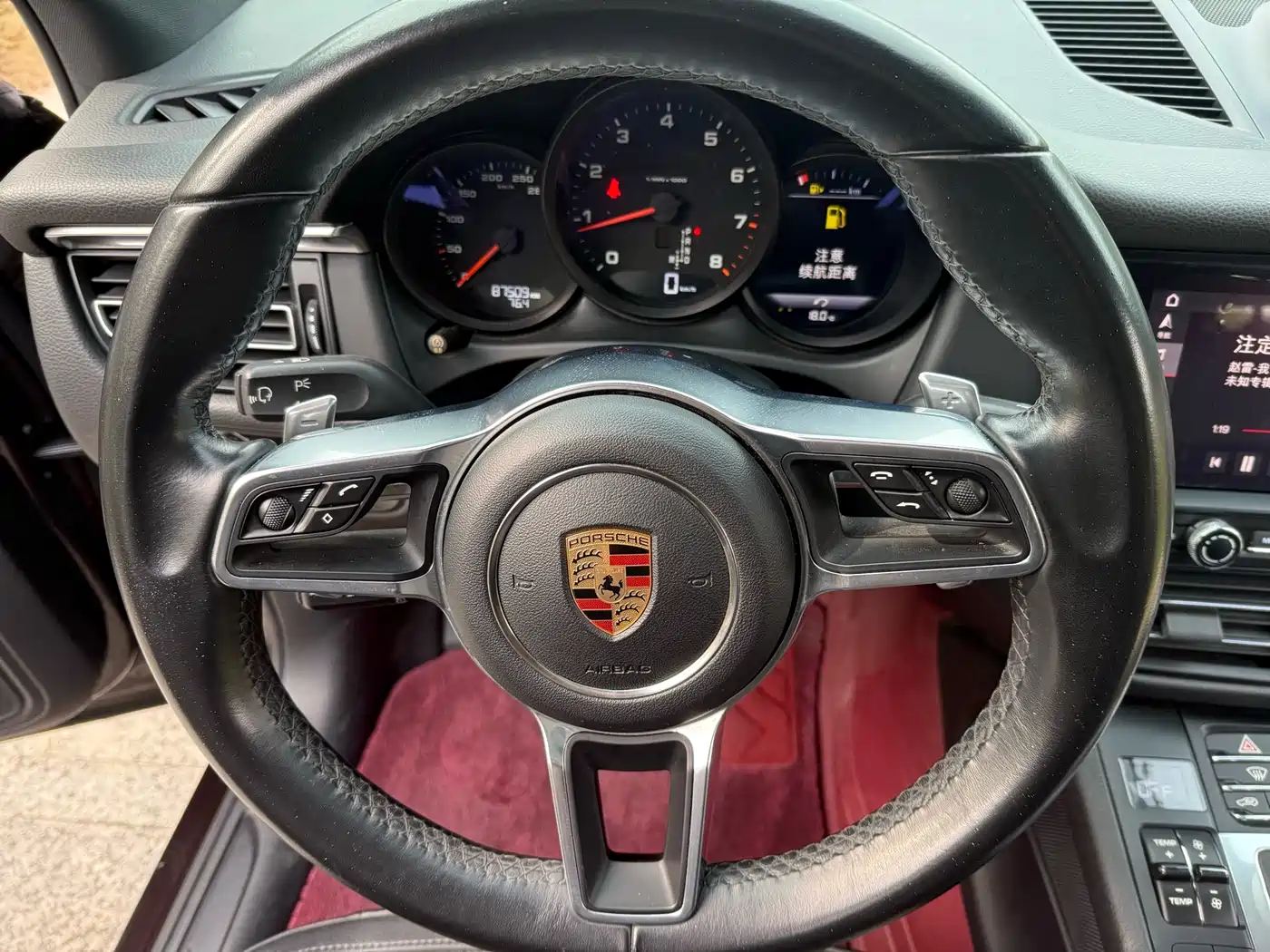 Porsche Macan 2020 Macan 2.0T фото 22