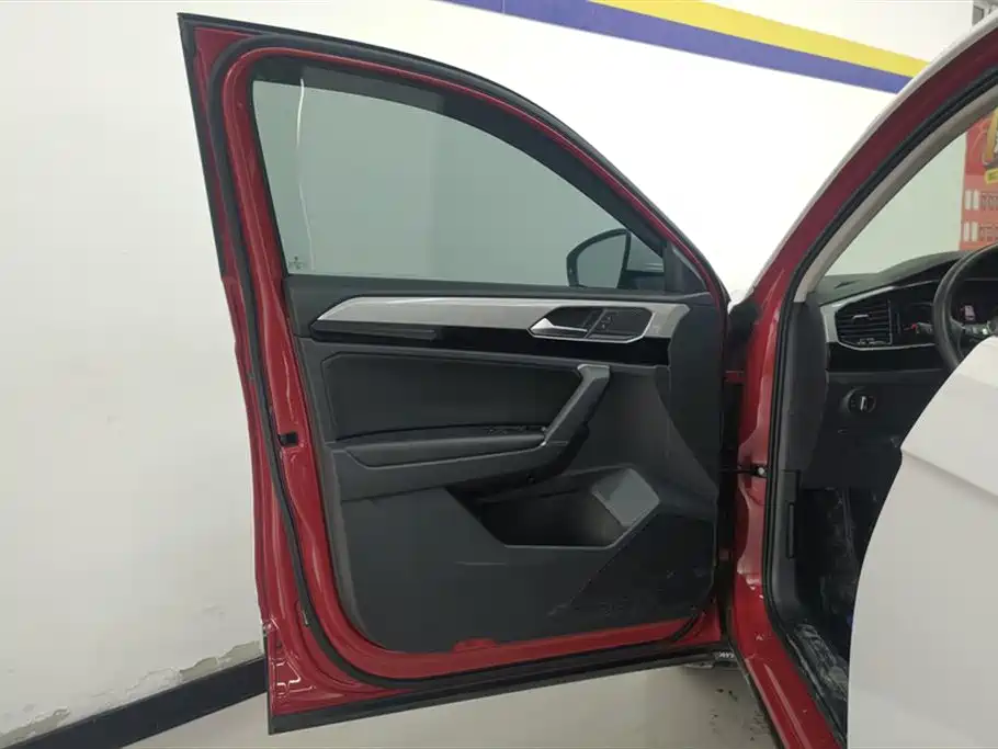 Volkswagen Tayron 2019 330TSI 2WD Luxury China V фото 7