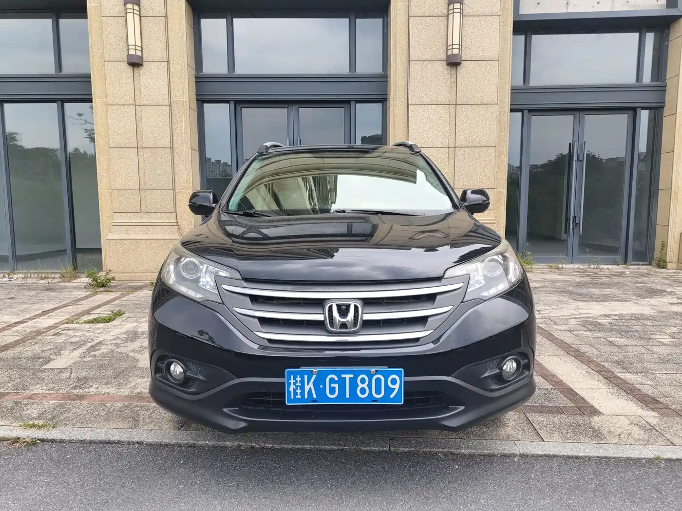 Фото 2 - Honda CR-V