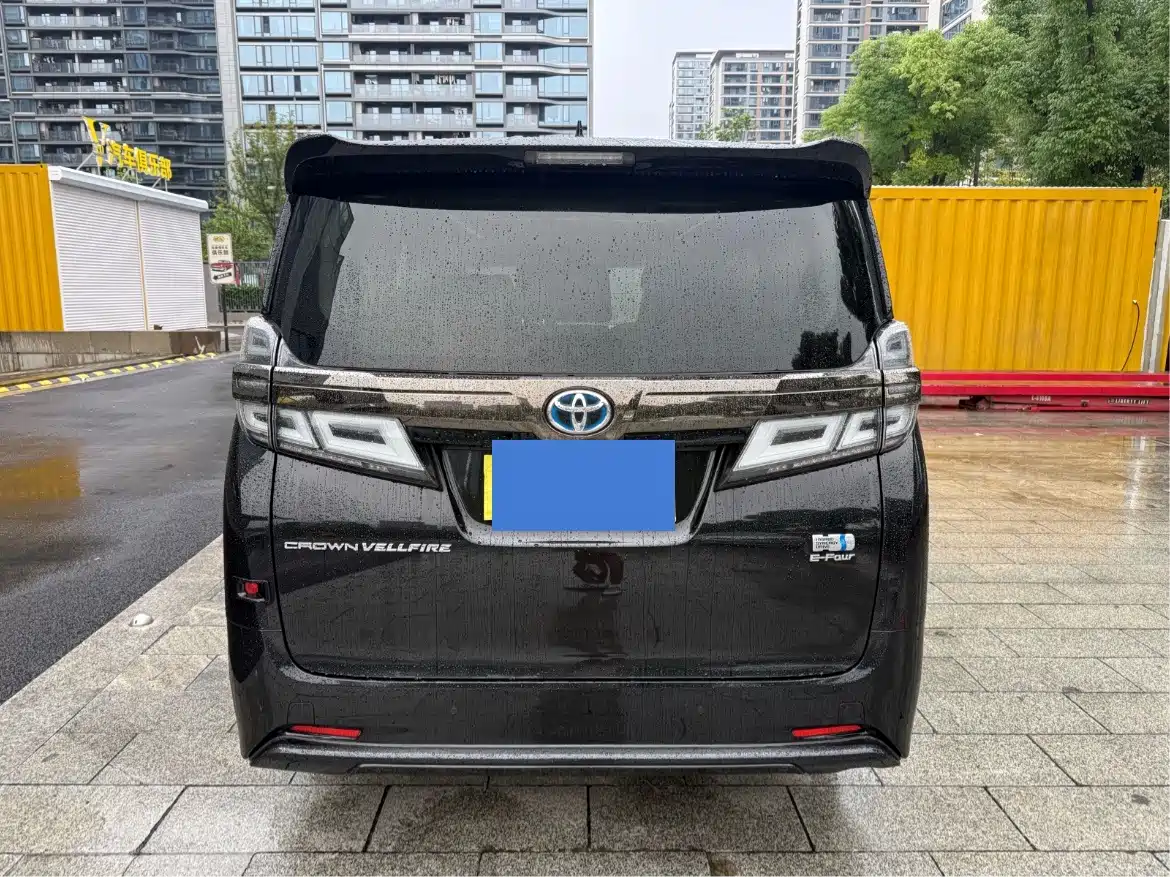 Toyota Vellfire 2022 2023 Crown Hybrid 2.5L HV Luxury