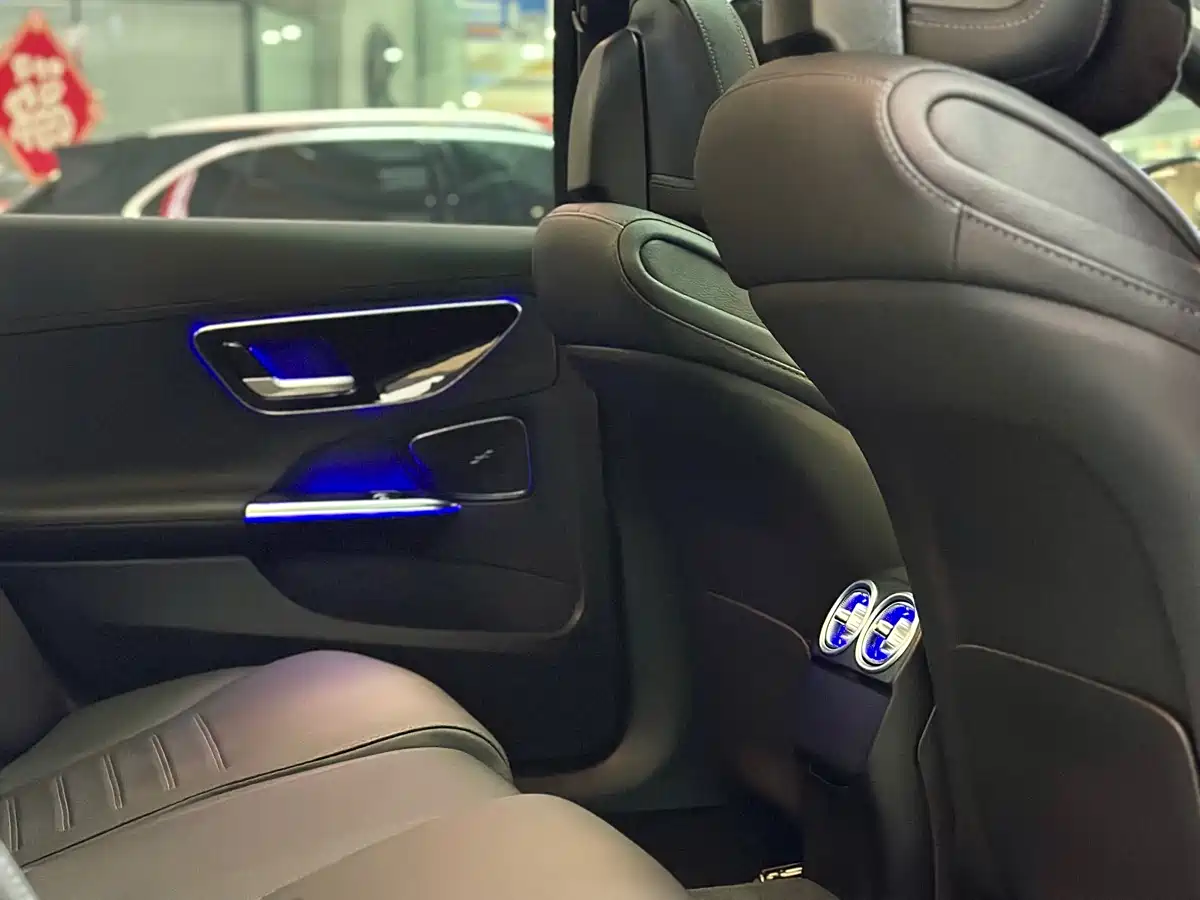 Mercedes-Benz C-Class 2025 Facelift C 260 L Sport Edition фото 8