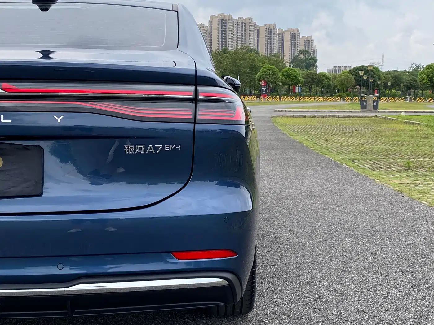 Geely Galaxy Galaxy A7 2025 EM-i фото 30