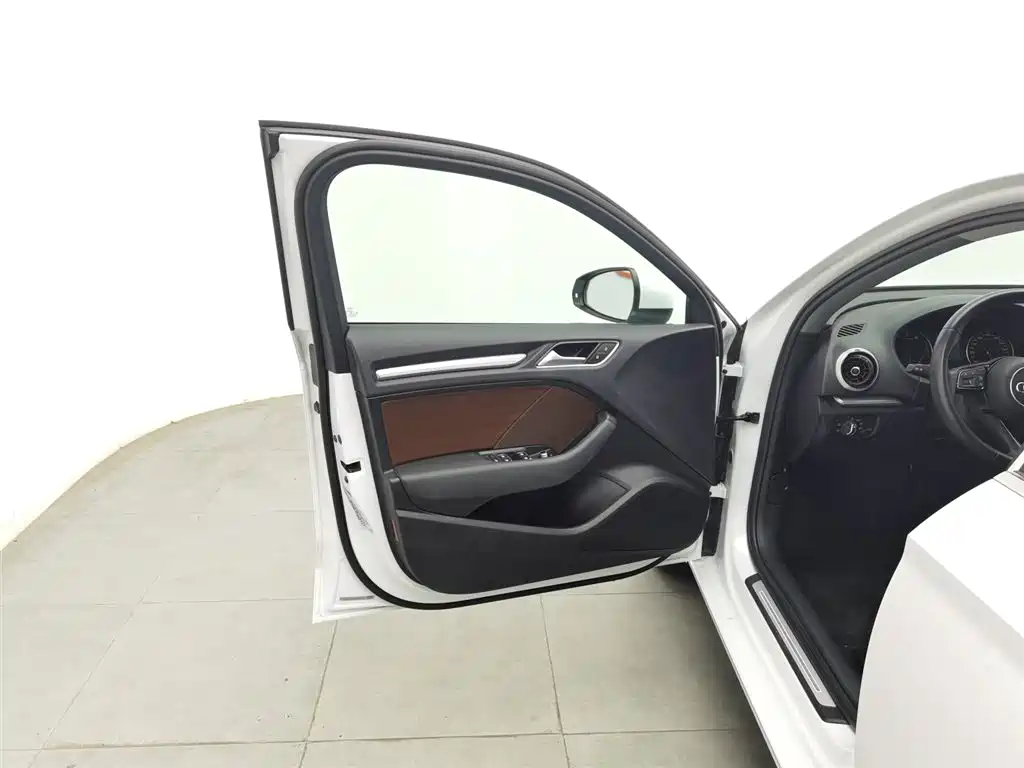 Audi A3 2019 Limousine 35 TFSI Style China VI фото 8