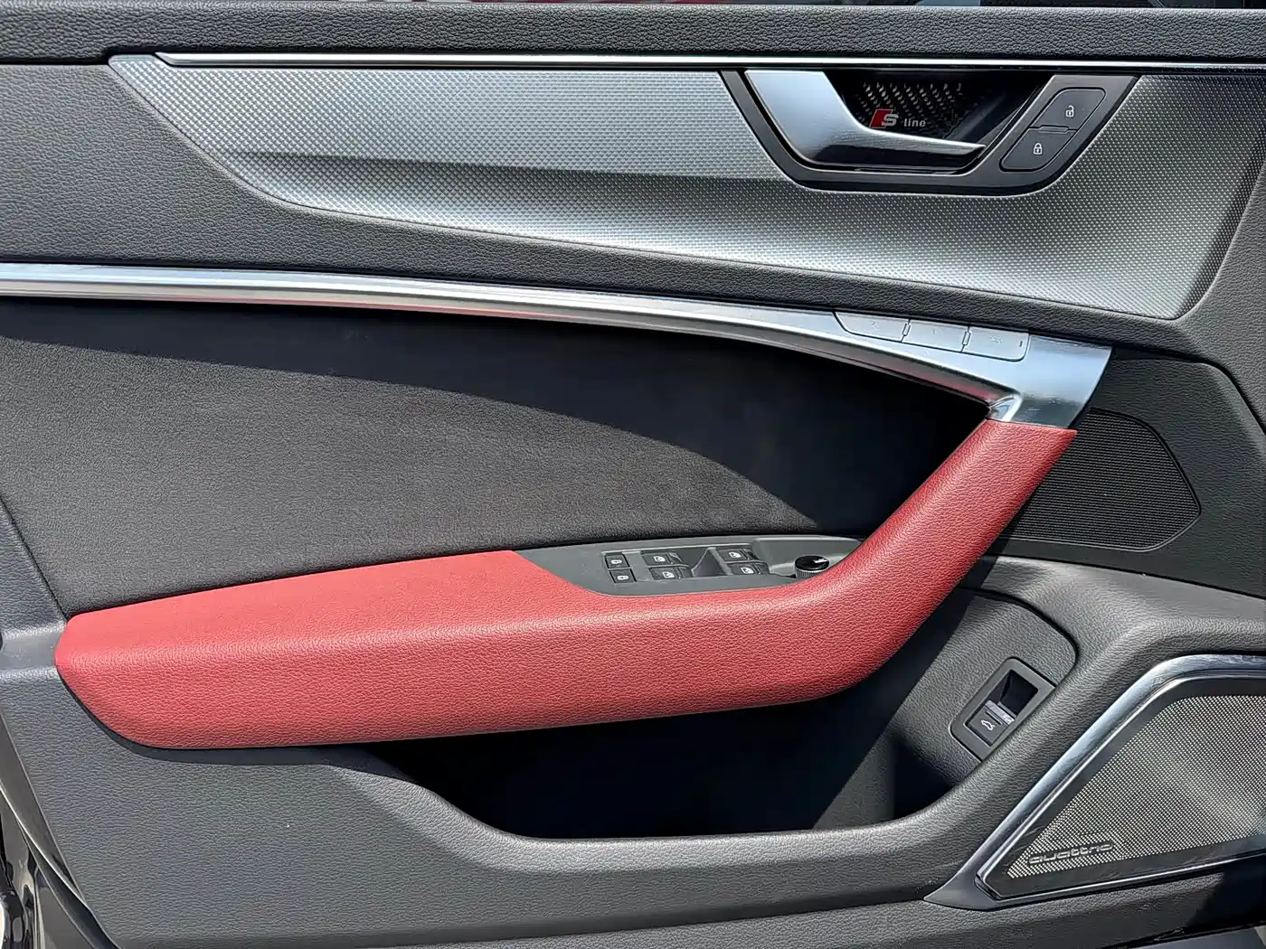 Audi A7L 2023 45 TFSI quattro S-line Black Warrior Edition фото 8