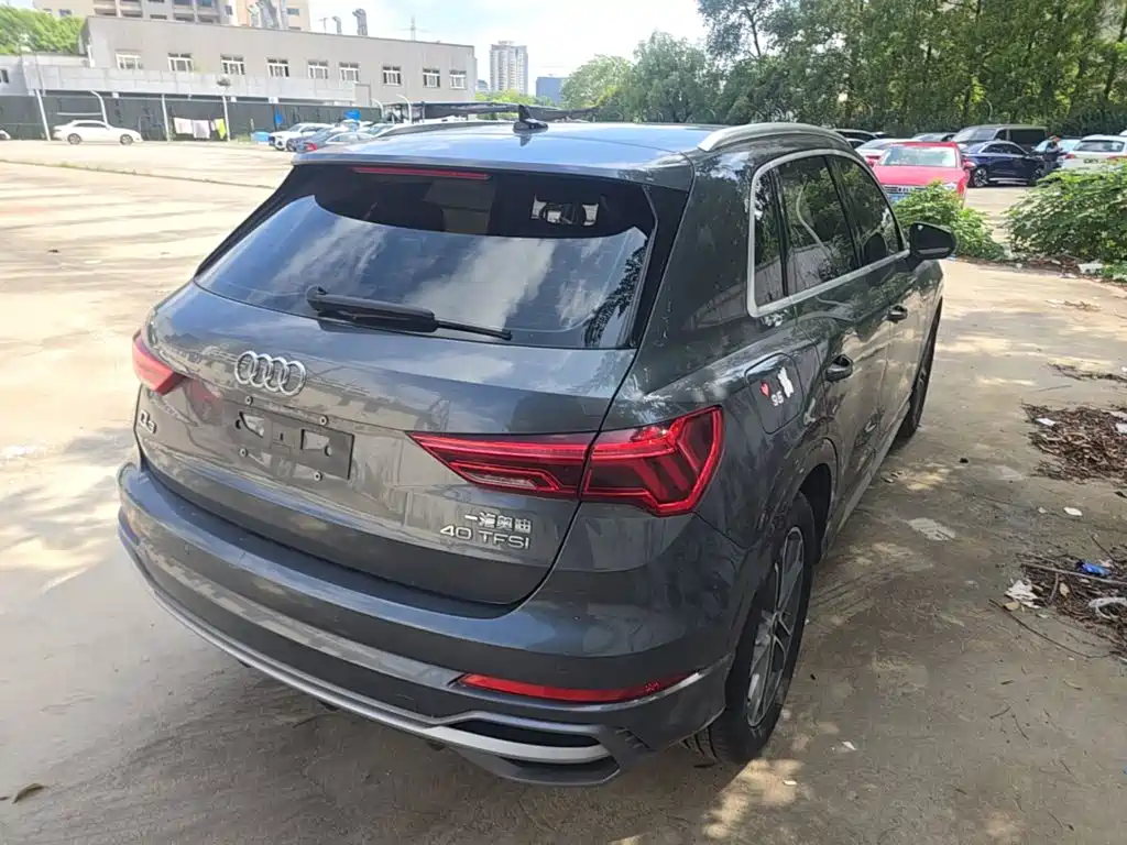 Audi Q3 2023 2023 Facelift 40 TFSI Fashion Dynamic