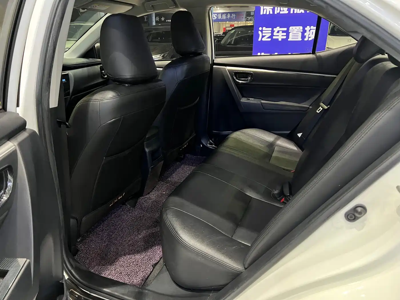 Toyota Corolla 2017 Facelift 1.2T S-CVT GL фото 8