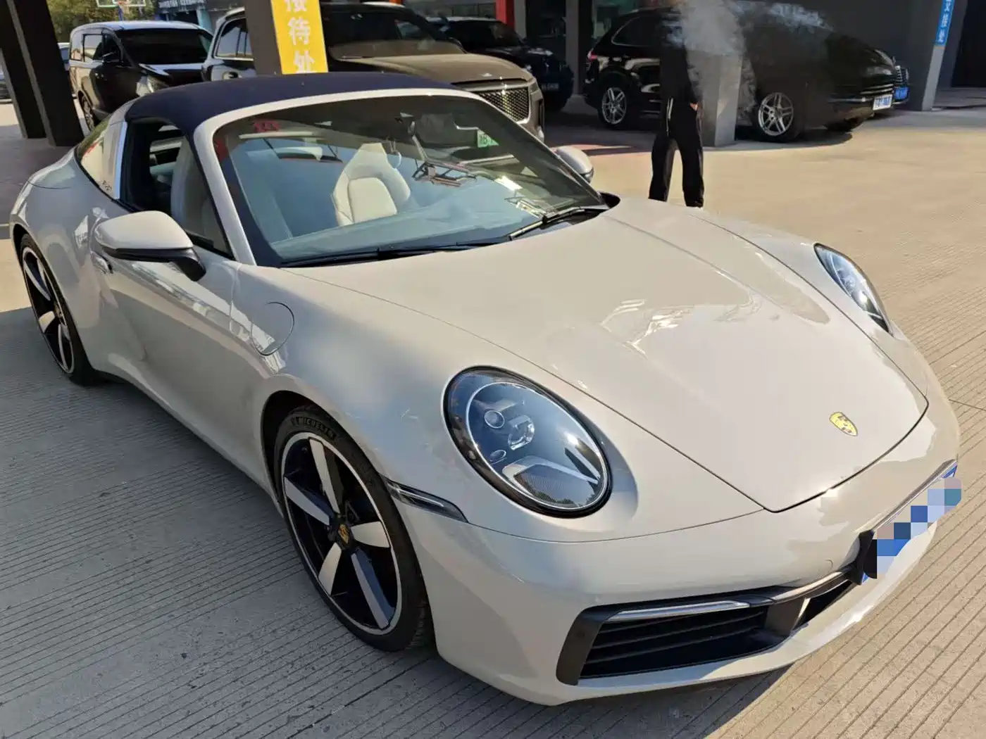 Porsche 911 2023 Targa 4 3.0T фото 15