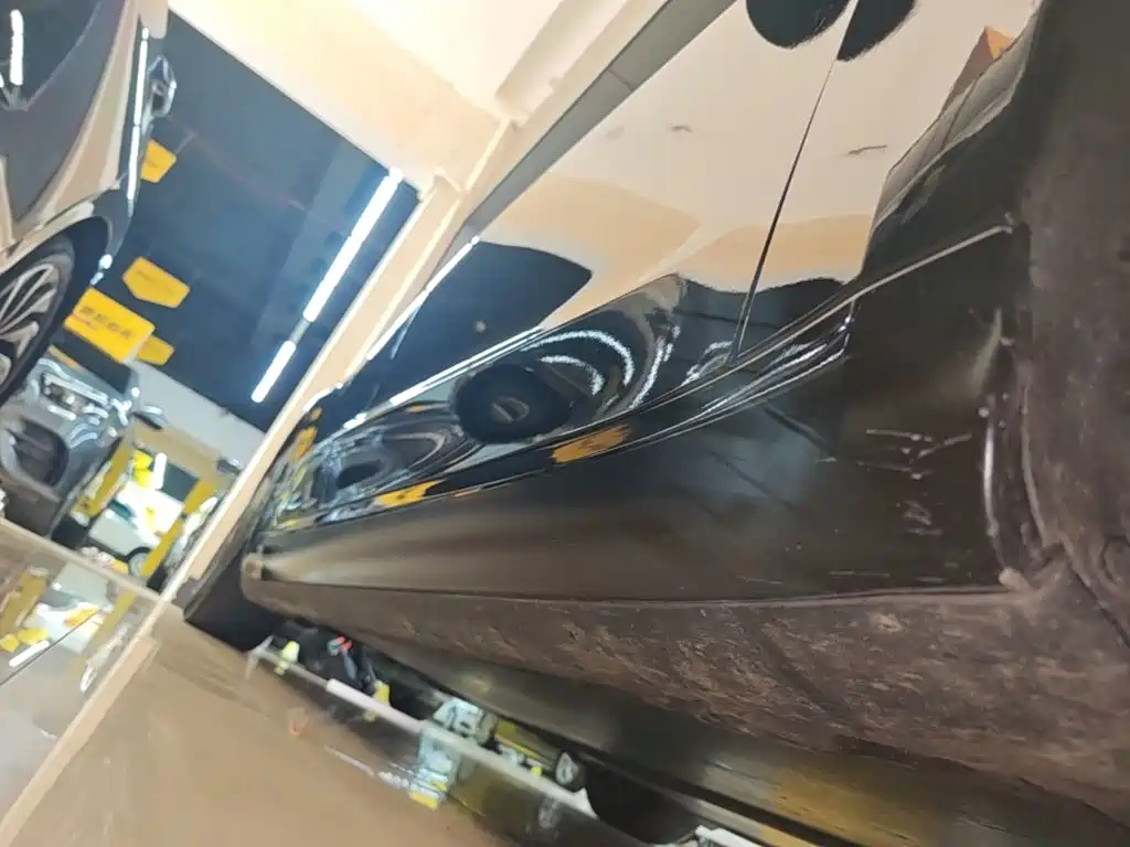 Фото 21 - Tesla Model 3