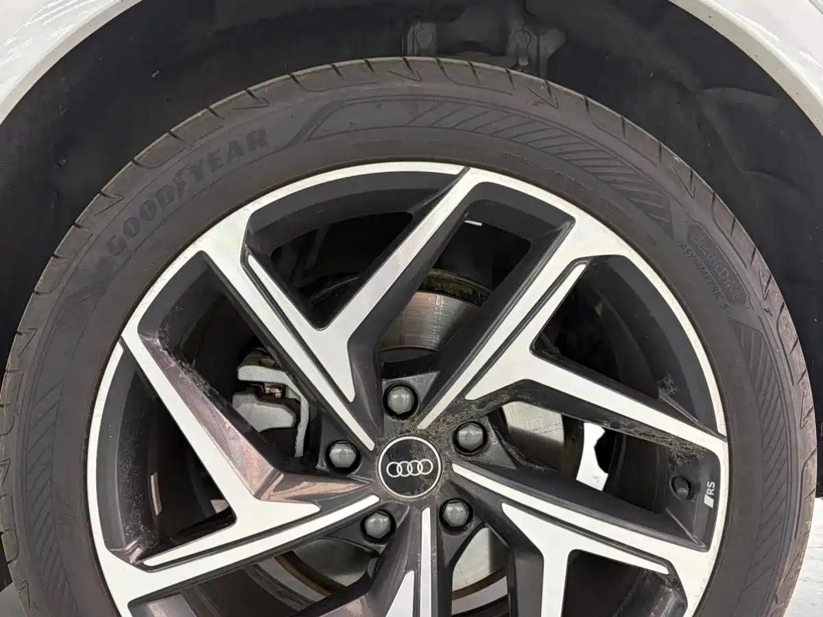 Audi Q6L e-tron 2025 2025 Model Pioneer Edition