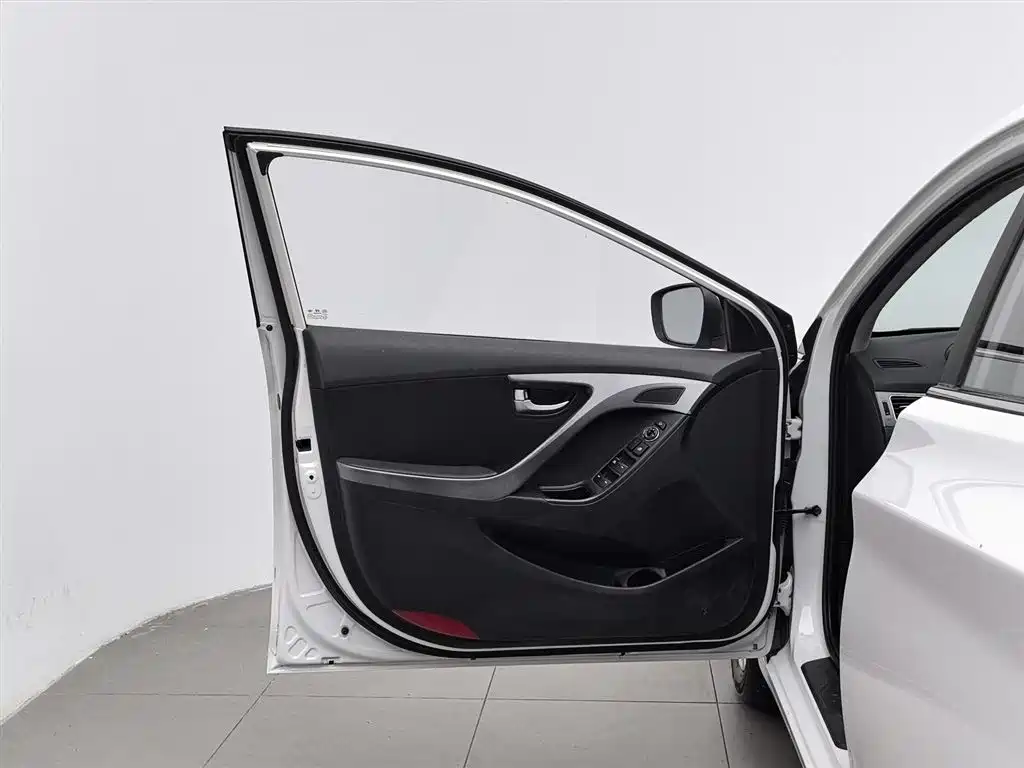 HYUNDAI LANGDONG
