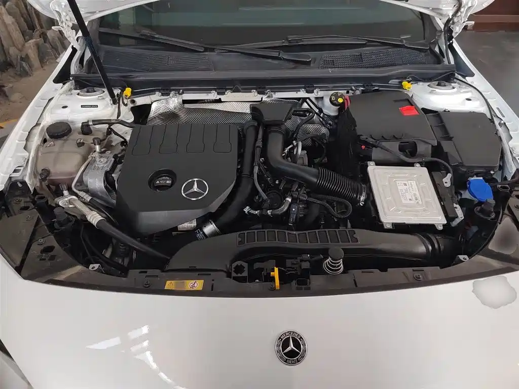Mercedes-Benz A-Class 2022 Facelift A 180 L Sport Sedan фото 16