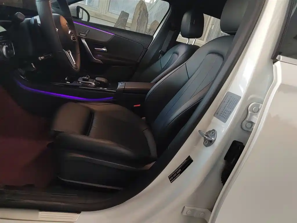 Mercedes-Benz A-Class 2022 Facelift A 180 L Sport Sedan фото 11