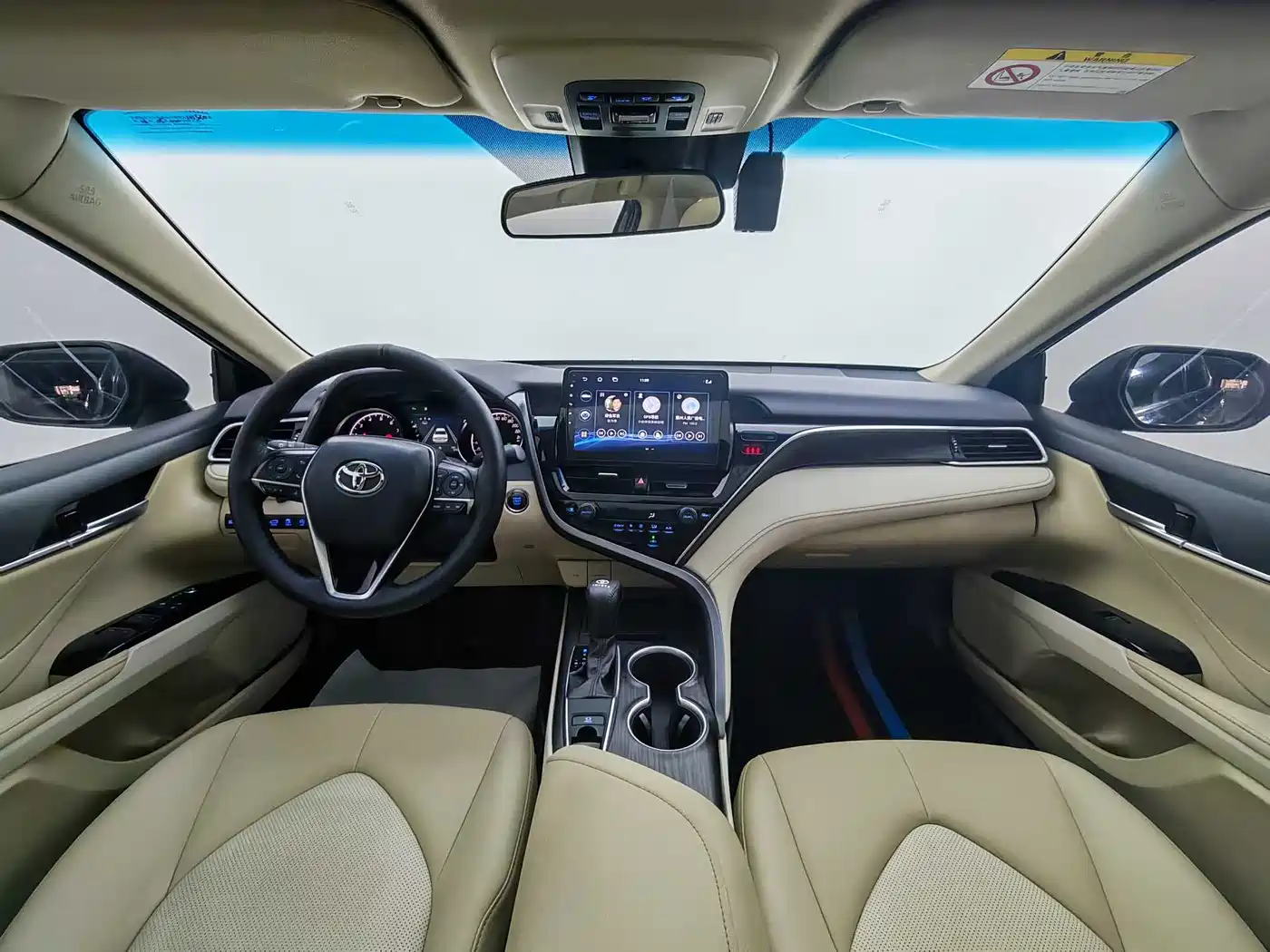 Toyota Camry 2021 2.0G Luxury Edition фото 13