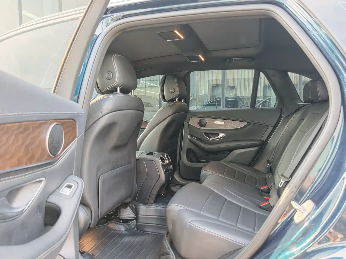 Mercedes-Benz GLC 2020 Facelift GLC 260 L 4MATIC Luxury фото 5