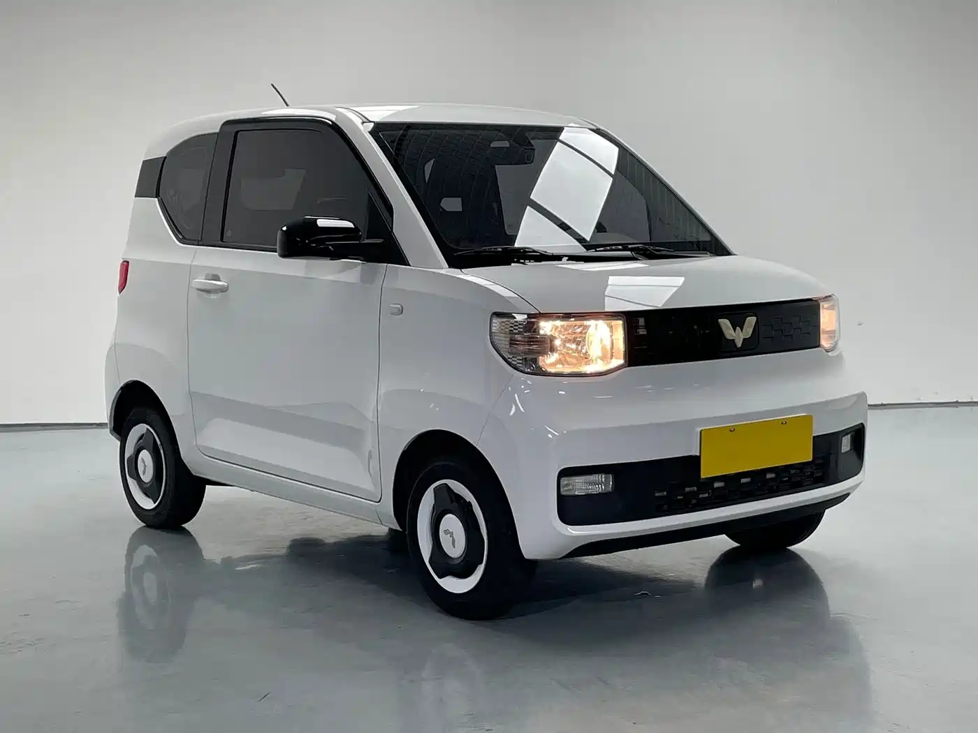 Photo 3 - Wuling Motors Hongguang MINIEV
